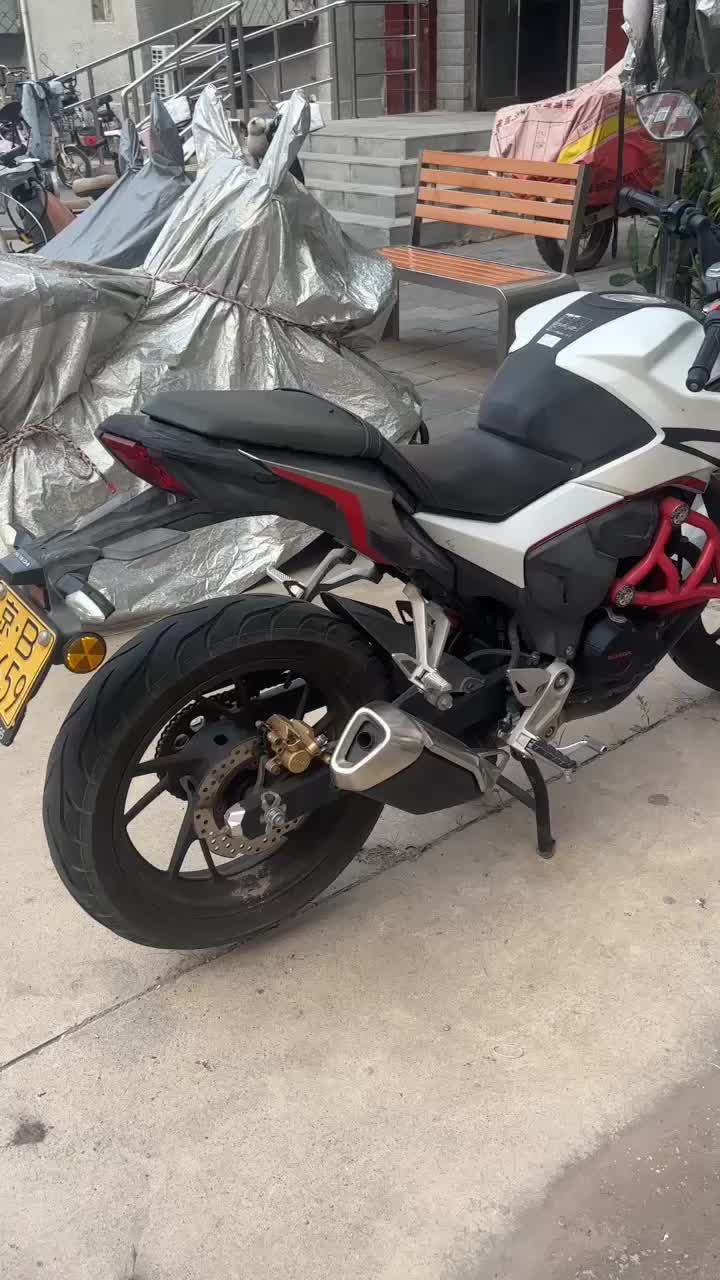 二手五羊本田CB190R 暴锋眼