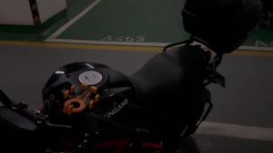 二手银钢小怪兽150