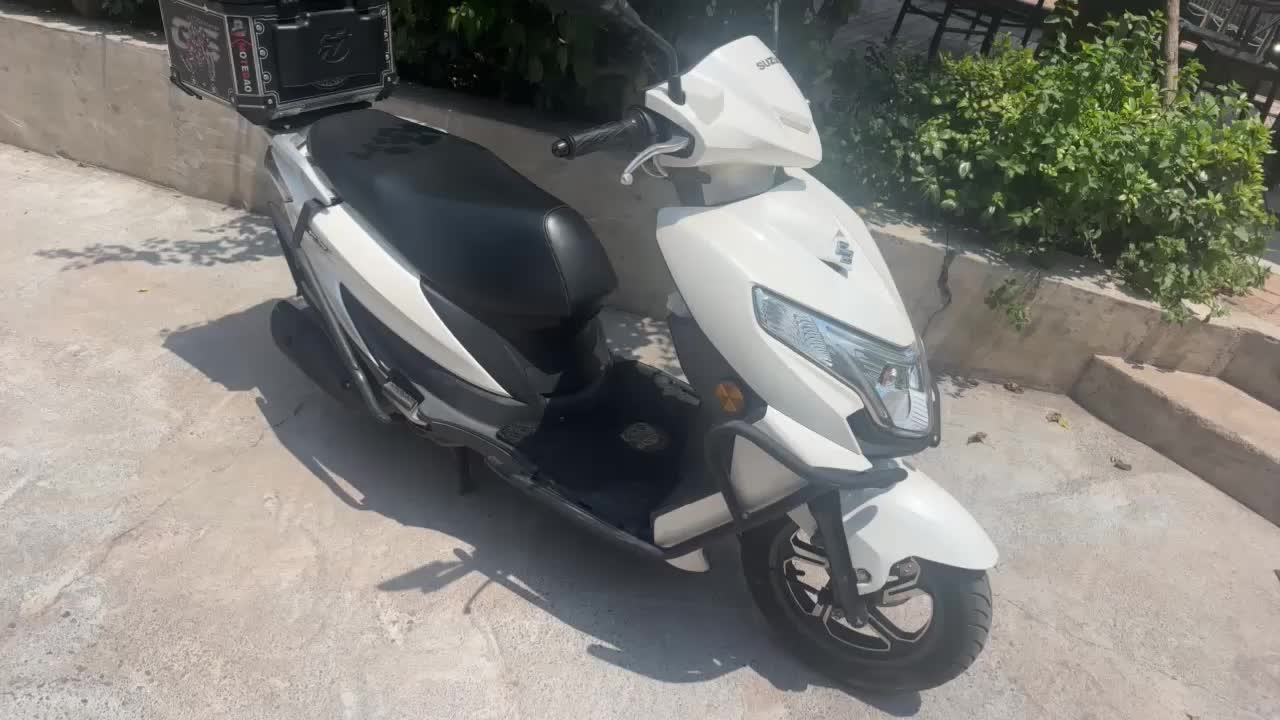二手济南铃木优驿 UE125T