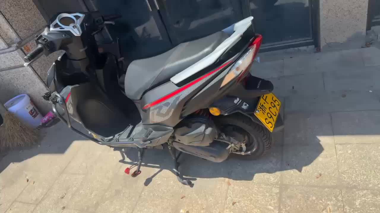 二手新大洲本田裂行 RX125Fi