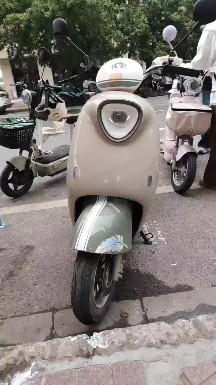 二手雅迪冠能 M20