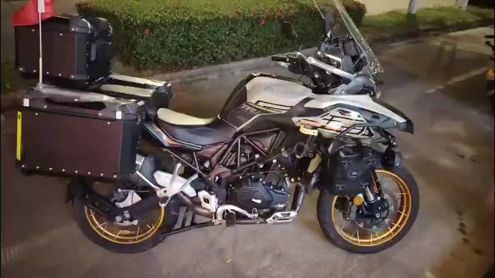 二手贝纳利TRK552