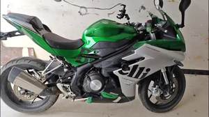 二手贝纳利龙卷风 Tornado 252R