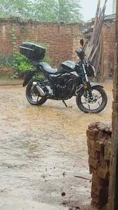 二手济南铃木极客飒 Gixxer 155 NK